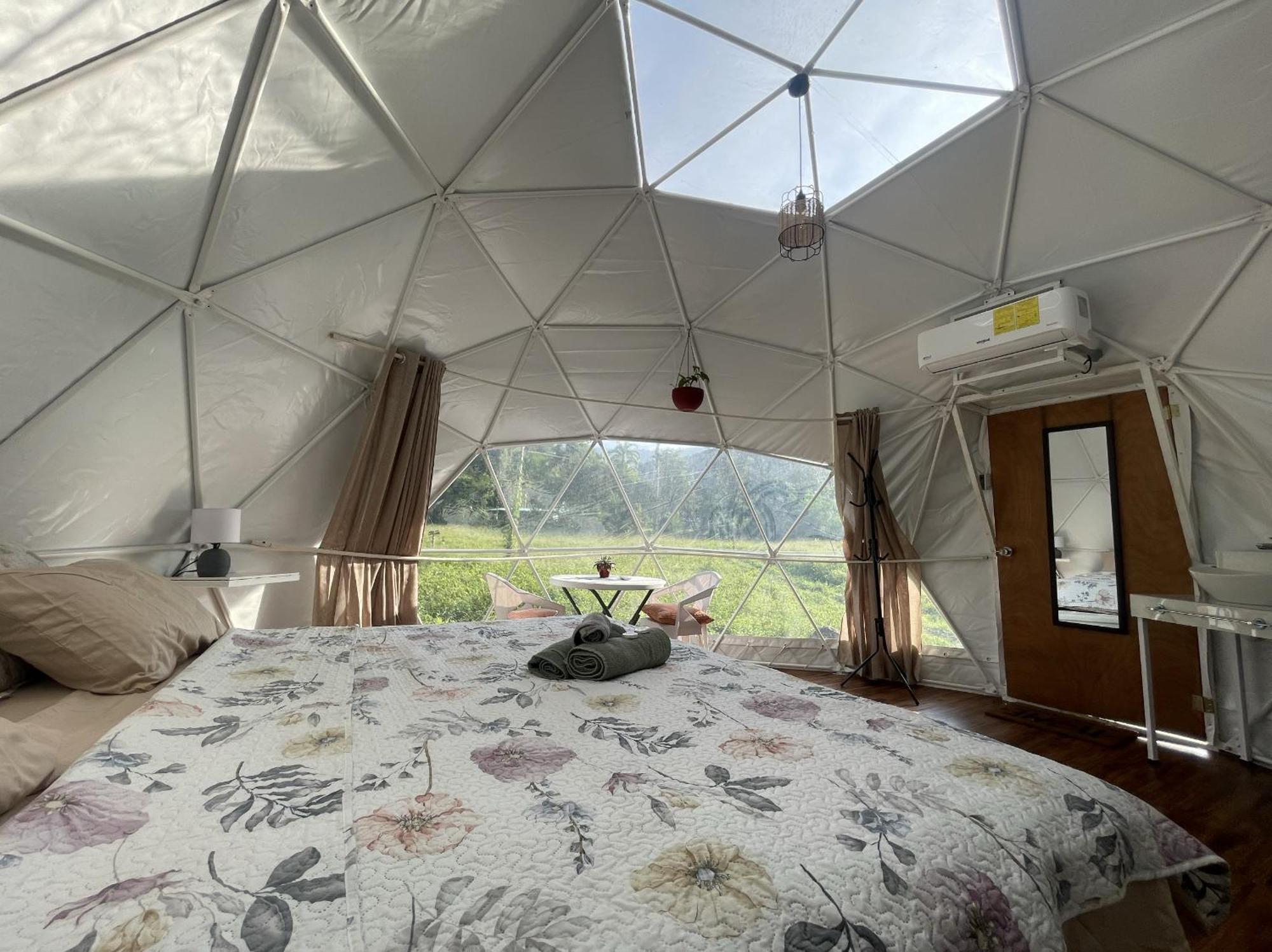 La Comarca River Glamping Dome Near Мануель-Антоніо Екстер'єр фото